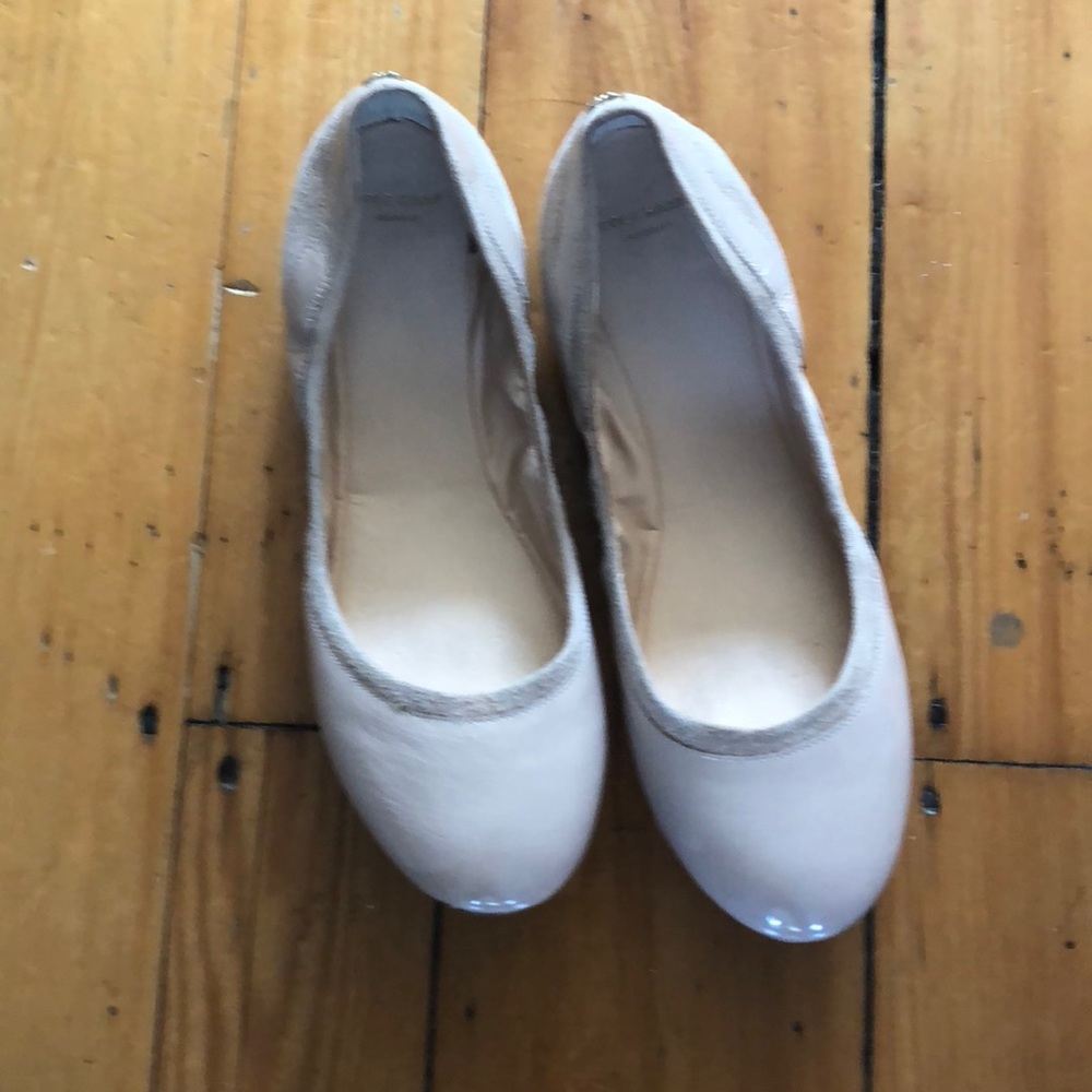 Cole Haan tan patent leather flats size 10